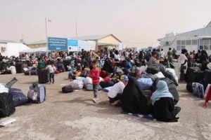 UN High Commissioner: Cash Assistance to Afghan Returnees Has Decreased