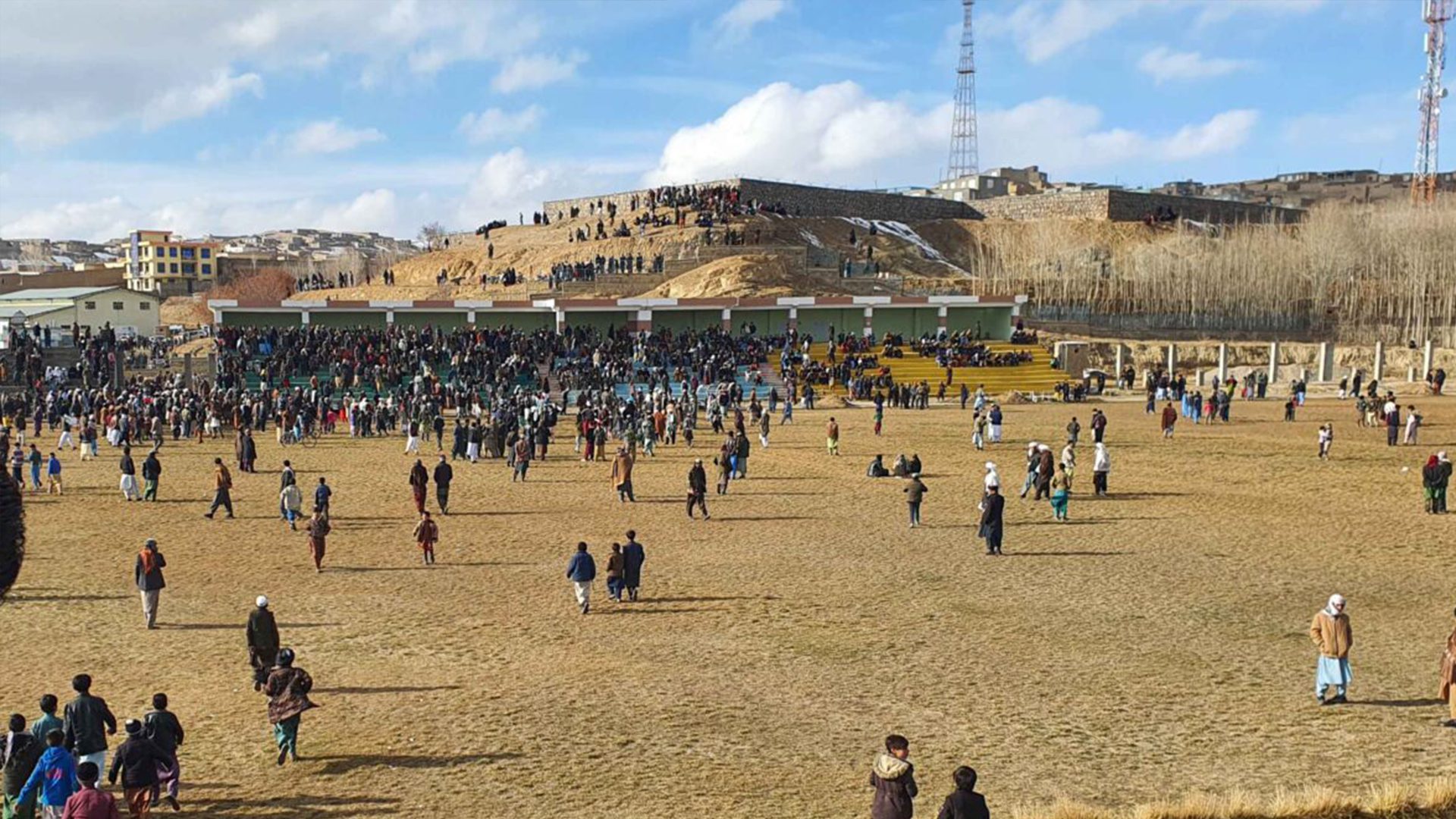 سرپل: دو تن از سوی طالبان در محضر عام شلاق زده شدند