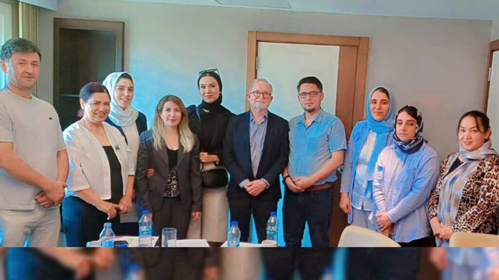 شمار از فعالان حقوق زنان در دیدار با ریچارد بنت، اسناد تازه‌ی نقض حقوق زنان را در میان گذاشتند