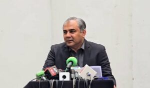 وزیر امور داخله پاکستان به ایران سفر کرد