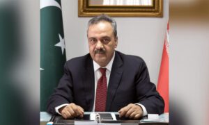 آصف درانی: حمایت ترمپ از نقش میانجیگری اسلامآباد اهمیت دیپلماتیک پاکستان را نشان میدهد