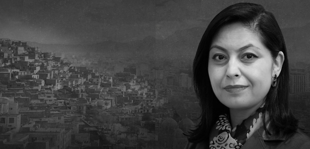 فاطمه نصرت برای آموزش دختران افغانستان مکتب آنلاین تأسیس کرد