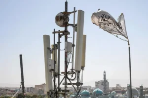 طالبان خدمات مخابراتی را در بخش ھای از کشور قطع کردند