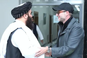 امریکا: زندانی شدن فرمانده پیشین طالبان پیام روشن به گروگان‌گیران است