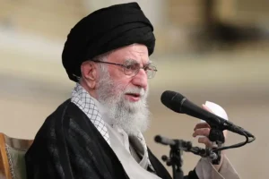 صدور ۲۵۰۰ ویزای رایگان برای حضور شهروندان افغانستان در مراسم خاکسپاری خامنهای