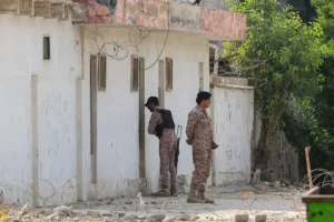 پاکستان: چهار مهاجم حمله بر پایگاه رنجرز در کراچی از افغانستان اعزام شده بودند