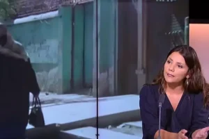 مستندساز فرانسوی: زنان افغانستان در انزوای مطلق‌ زندگی می‌کنند