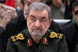 محسن رضایی: امریکا راهی جز پذیرش حقوق و شروط ایران ندارد